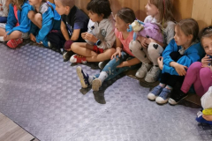 Pokaz szermierczy dla klas pierwszych