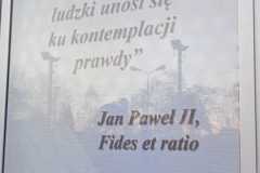 e68fe242-a4fe-4674-bf43-b9ca6d8c17b6